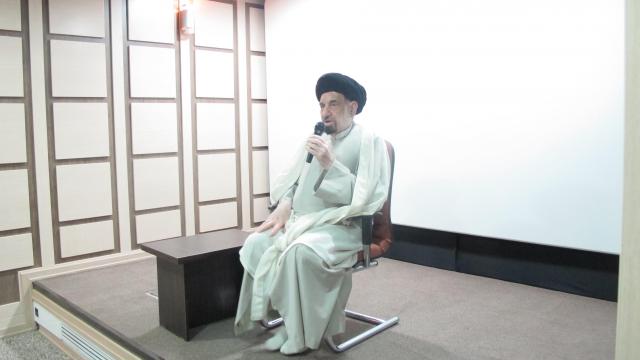 به گزارش روابط عمومی سازمان هنری رسانهای اوج، مراسم رونمایی از مستند «شیخ رضا» چهارشنبه هفتم مهر ماه در سالن آمفیتئاتر سازمان هنری رسانهای اوج با حضور خطیبان، اصحاب رسانه و تنی چند از علاقمندان برگزار شد. از مستند «شیخ رضا» رونمایی شد