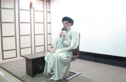 به گزارش روابط عمومی سازمان هنری رسانهای اوج، مراسم رونمایی از مستند «شیخ رضا» چهارشنبه هفتم مهر ماه در سالن آمفیتئاتر سازمان هنری رسانهای اوج با حضور خطیبان، اصحاب رسانه و تنی چند از علاقمندان برگزار شد. از مستند «شیخ رضا» رونمایی شد