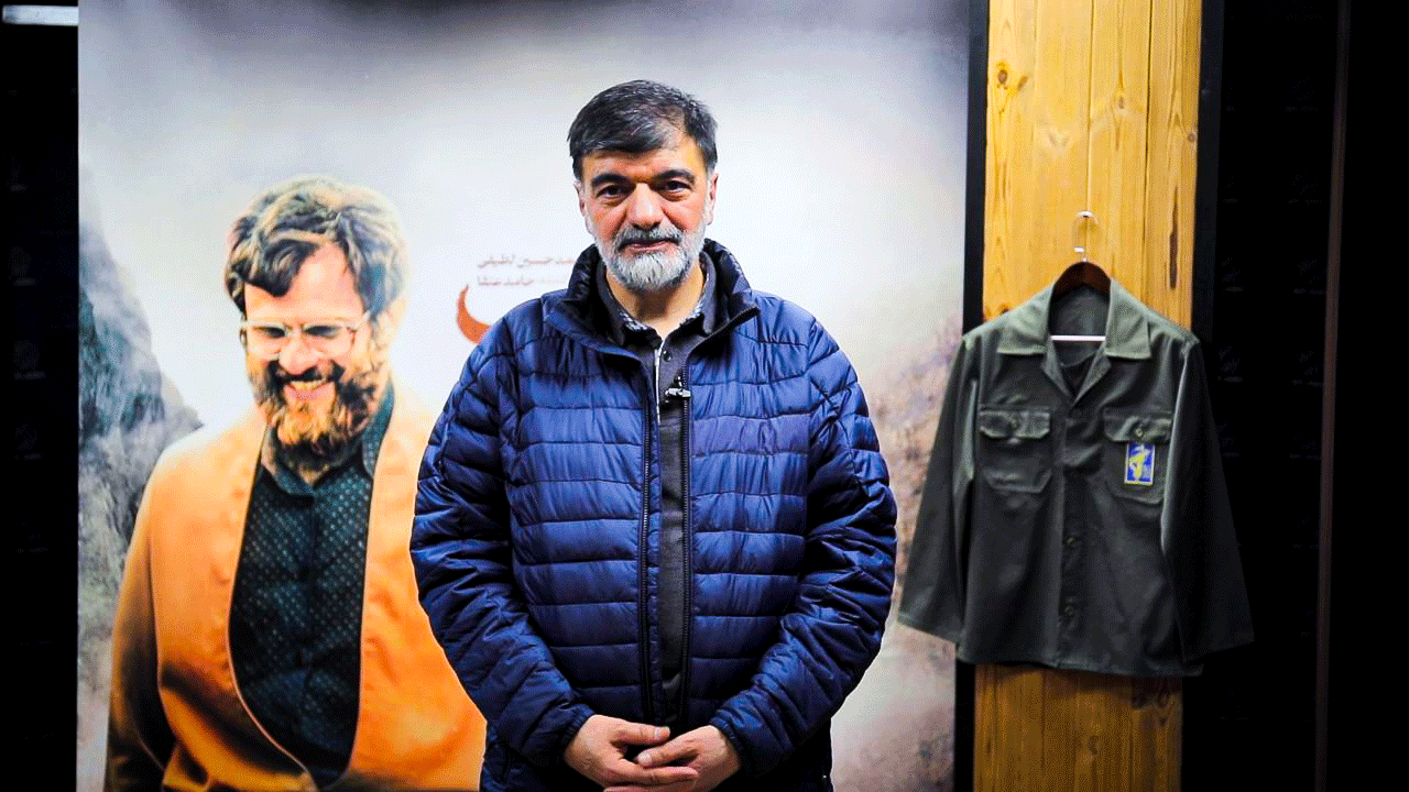 احمد رادان فرمانده فراجا پس از تماشای فیلم سینمایی «غریب» بیان کرد که «غریب» را دیدم و باید بگویم شهید بروجردی همانی بود که در این فیلم نشان داده شد. واکنش سردار رادان به فیلم «غریب»